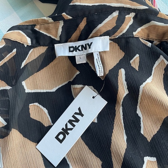 DKNY Black and Tan Abstract Pattern Shirt - Picture 5 of 5